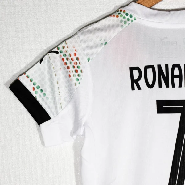 Puma Portugal Ronaldo Away Kids 2025 - Ronaldo 7 - Image 9