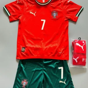 Portugal Home Kids & Youth Kit - Ronaldo 7