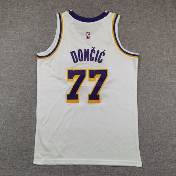 Nike Kids and Youth LA Lakers Basketball Jersey White Association Edition - Dončić 77 - Image 3