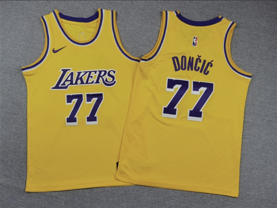 Nike Kids and Youth LA Lakers Basketball Jersey Yellow Association Edition – Dončić 77